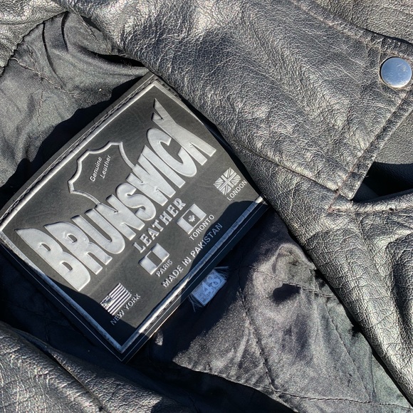 Vintage badass oversized leather motorcycle jacket - Picture 4 of 9